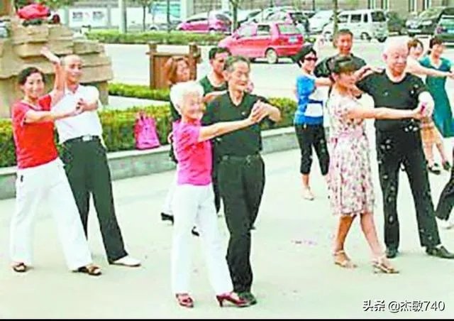 当你老了，你会去跳广场舞吗，为什么？