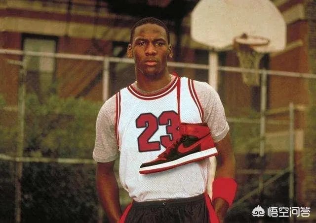 库里开创了新的篮球时代，他退役后超越乔丹可能性大吗？