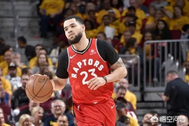 林书豪末节的关键进球帮助猛龙险胜马刺，他在猛龙的地位是不是更稳固了？