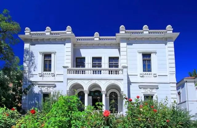 天津欢乐谷和北京欢乐谷哪个好玩？