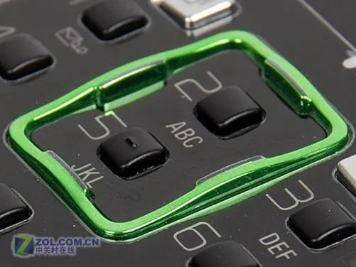 迟到的王者 500万像素AF索爱K850i评测