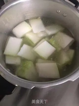 冬瓜薏米排骨汤