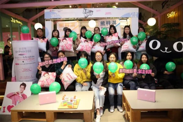 熊梓淇拍MV出车祸视频曝光，熊梓淇是怎么出名的？