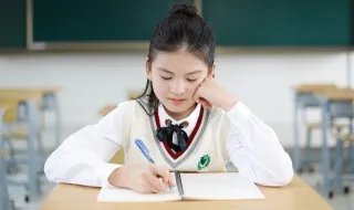 碟的拼音和组词 汉字碟的组词