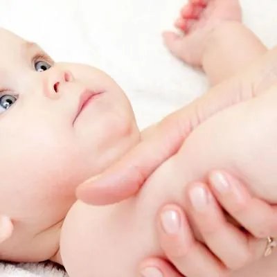 刚出生的婴儿拉肚子了怎么办