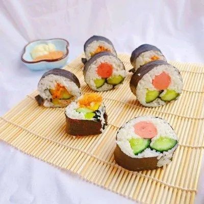 寿司制作过程图片大全？