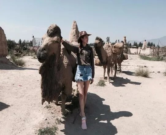 女篮前国手秀长腿是怎么回事？