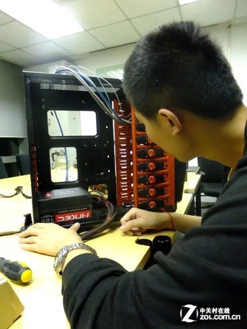 暗黑3无压力 编辑攒台式机性能评测