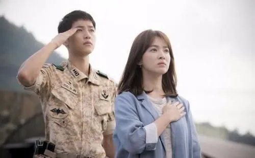 朴信惠跟崔泰俊交往 ，娱乐圈有哪些高颜值的姐弟恋？