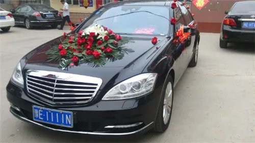 奔驰婚车价格一般多少钱 各级别奔驰婚车租赁价格介绍