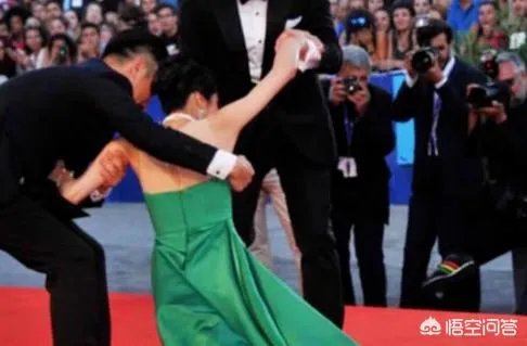 哪些明星在综艺节目中出的“糗”，会让你不由自主地笑出眼泪？