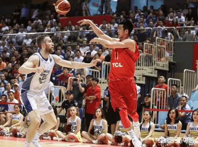 男篮红队与澳大利亚联队第三场比赛中,刘志轩首发登场帮助男篮红队大胜,你怎么看?
