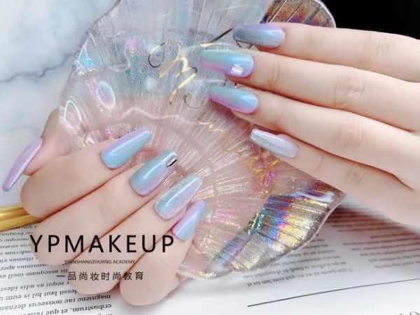 郑州哪个美甲学校教的好？