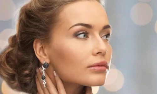 大痘痘硬硬的怎么去除