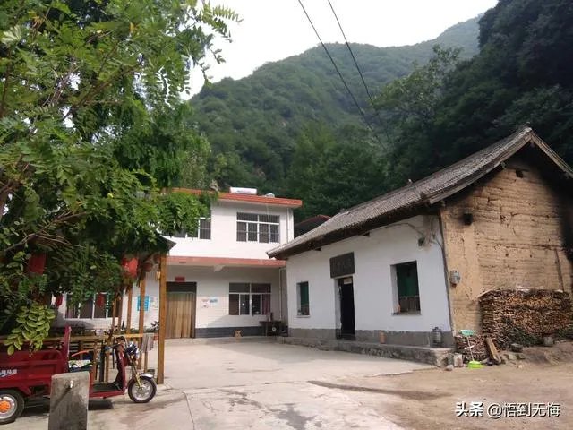 节假日想在西安周边旅游，两天假期，有推荐的吗？