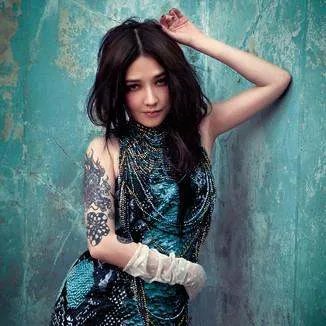 范晓萱的《深呼吸》 歌词