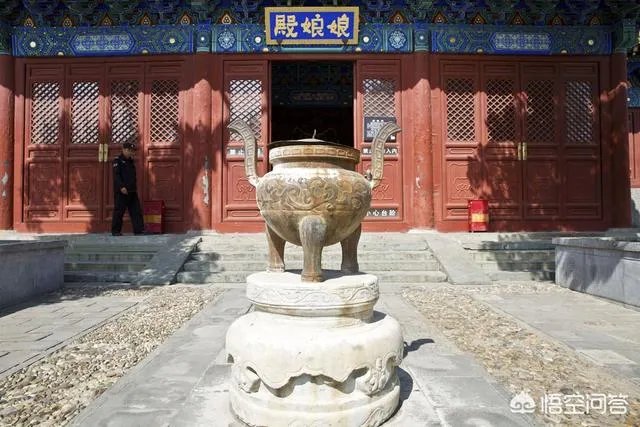 北京的北顶娘娘庙在奥林匹克公园里吗？有什么故事吗？是否开放呢？