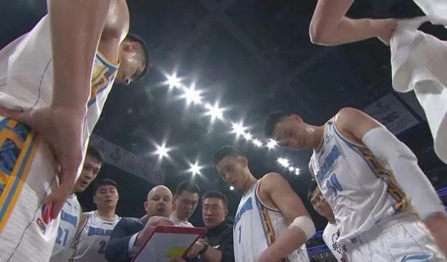 惊全明星首发林书豪被换，可以全心准备全明星赛？这个事您怎么看？