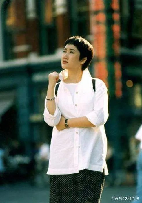 因拒绝生孩子被王刚抛弃的成方圆，后来是怎样报复的？