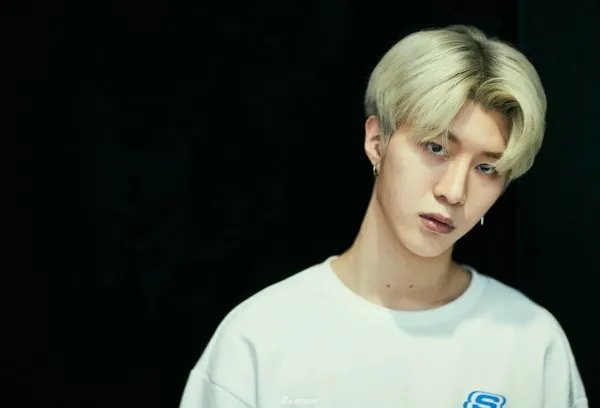 终于瞒不住了，范冰冰与范丞丞的关系曝光，这次不喊弟弟了，喊的是什么？