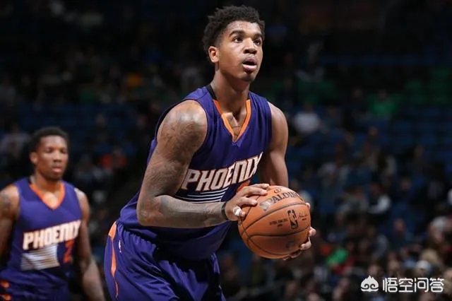 如何看待火箭将安德森和梅尔顿交易至太阳，换来布兰顿·奈特和马奎斯·克里斯？