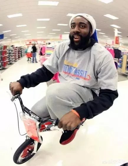 休斯顿火箭队作为本赛季的常规赛冠军,创造过哪些神奇的记录?