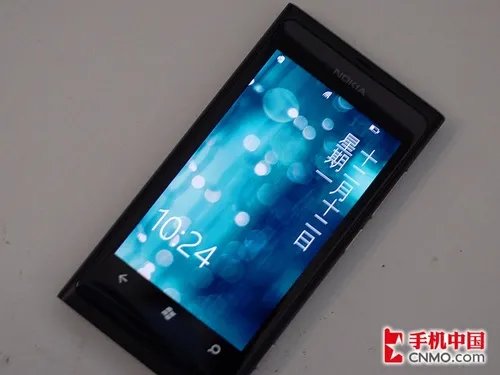 最人气旗舰 诺基亚Lumia 800真机体验