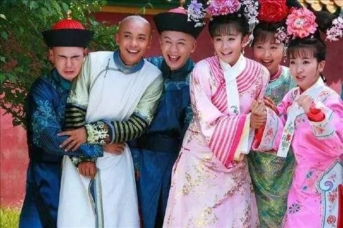 李佳航被吐槽社交能力差，你怎么看？