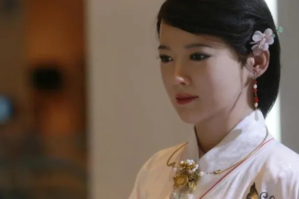 女机器人具备女性一切功能吗？