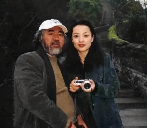 69岁张纪中娶了38岁杜星霖过得怎么样？