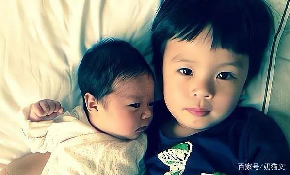 明明在事业巅峰期，邓超却宣布无限期息影，究竟发生了什么？