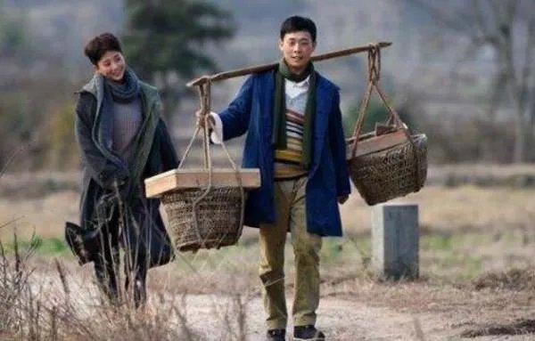 《鸡毛飞上天》的结局是怎样的？