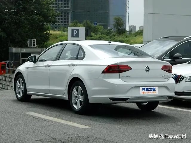 25岁男生想买15万的轿车有什么推荐的吗？