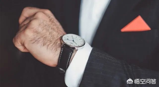 有人说男人的一生要有三块表，这是为什么？