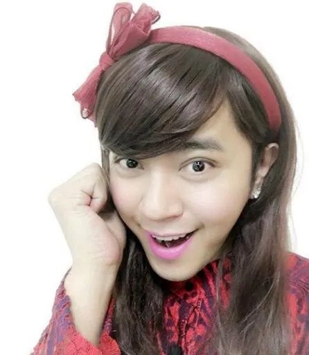 罗志祥图片最新图片公开 自封最美谐星