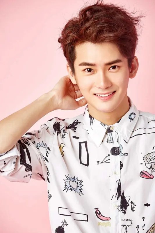 熊梓淇拍MV出车祸视频曝光，熊梓淇是怎么出名的？