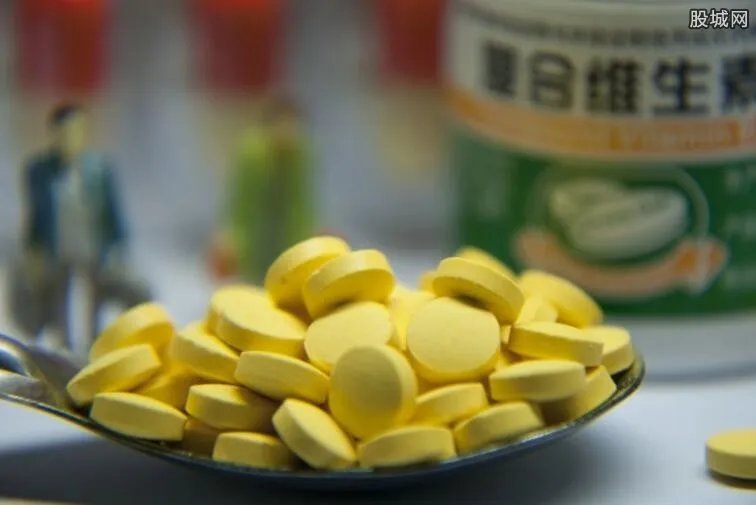 救命药频遭降价死 廉价救命药轮番消失真相曝光