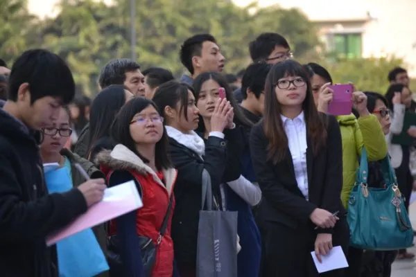 如何看待面试时拒绝做笔试题的应聘者，以及如何处理这样的事？