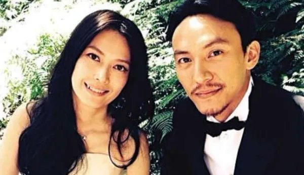 常有明星和助理相爱，你知道哪些？