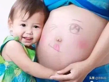 两会代表提出的“取消生育三孩以上处罚”建议，你的观点是什么？