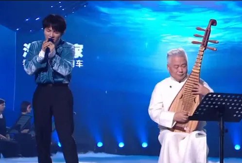 如何评价湖南卫视 818 晚会上周深和国乐大师方锦龙的合作舞台《平凡之路》、《大鱼》？