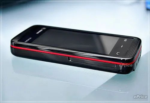 再玩诺基亚5530XM手机 七月震撼价登场