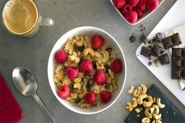 老君山午餐只卖1元，无人值守全凭游客自觉，为何餐费不减反增？