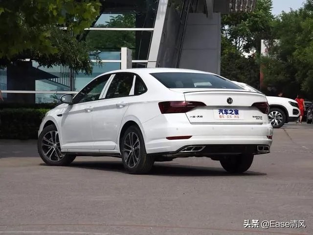 25岁男生想买15万的轿车有什么推荐的吗？