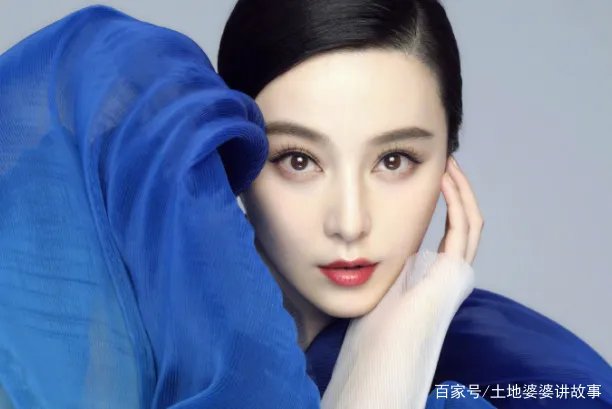 疑范冰冰李晨现身民政局领证，现场照片曝光，真相令人失望，究竟怎么回事？