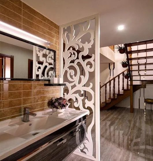 选择镂空雕花隔断要注意什么