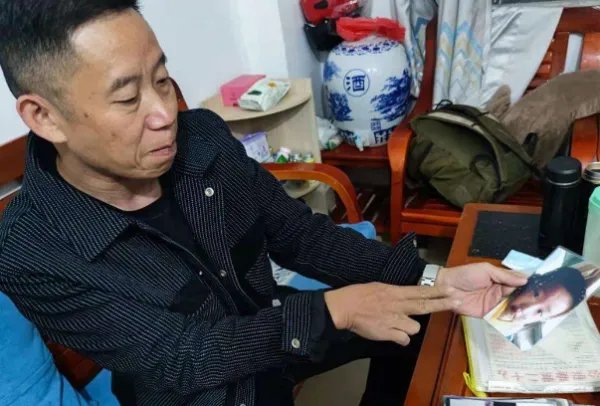 孙海洋一家五口拍下全家福，这张照片具有怎样的意义？