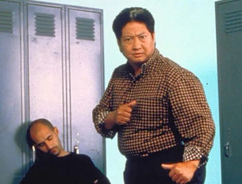 过江龙洪金宝出演剧照欣赏 出师不利是为什么