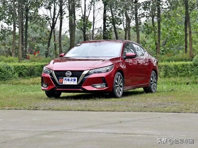 25岁男生想买15万的轿车有什么推荐的吗？