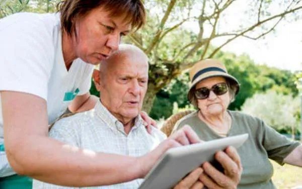 老年人该选择什么样的平板电脑呢？